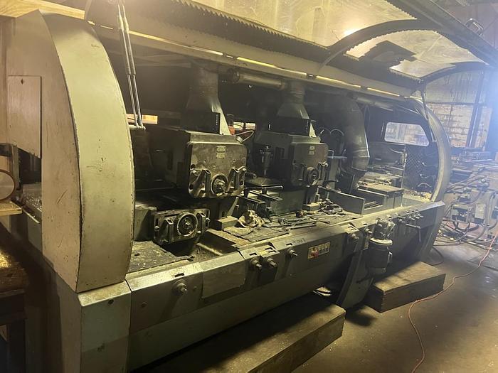 Used LEADERMAC 12″ Moulder Price..... Pending Sale