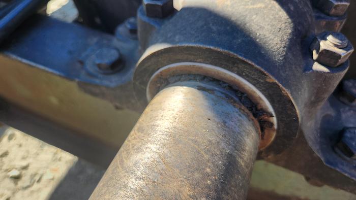 Used HMC Slant Track Rosserhead Debarker