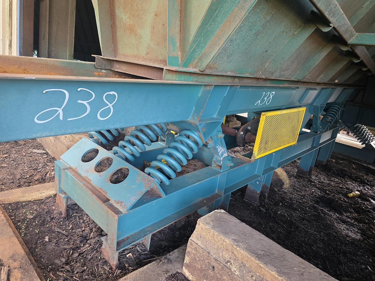 Used ACTION 18' x 24" Vibrating Conveyor