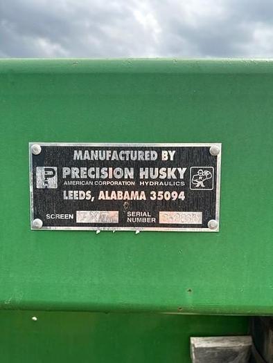 New Precision 7x7 Chip Screen ,with HD Hangers, Never installed