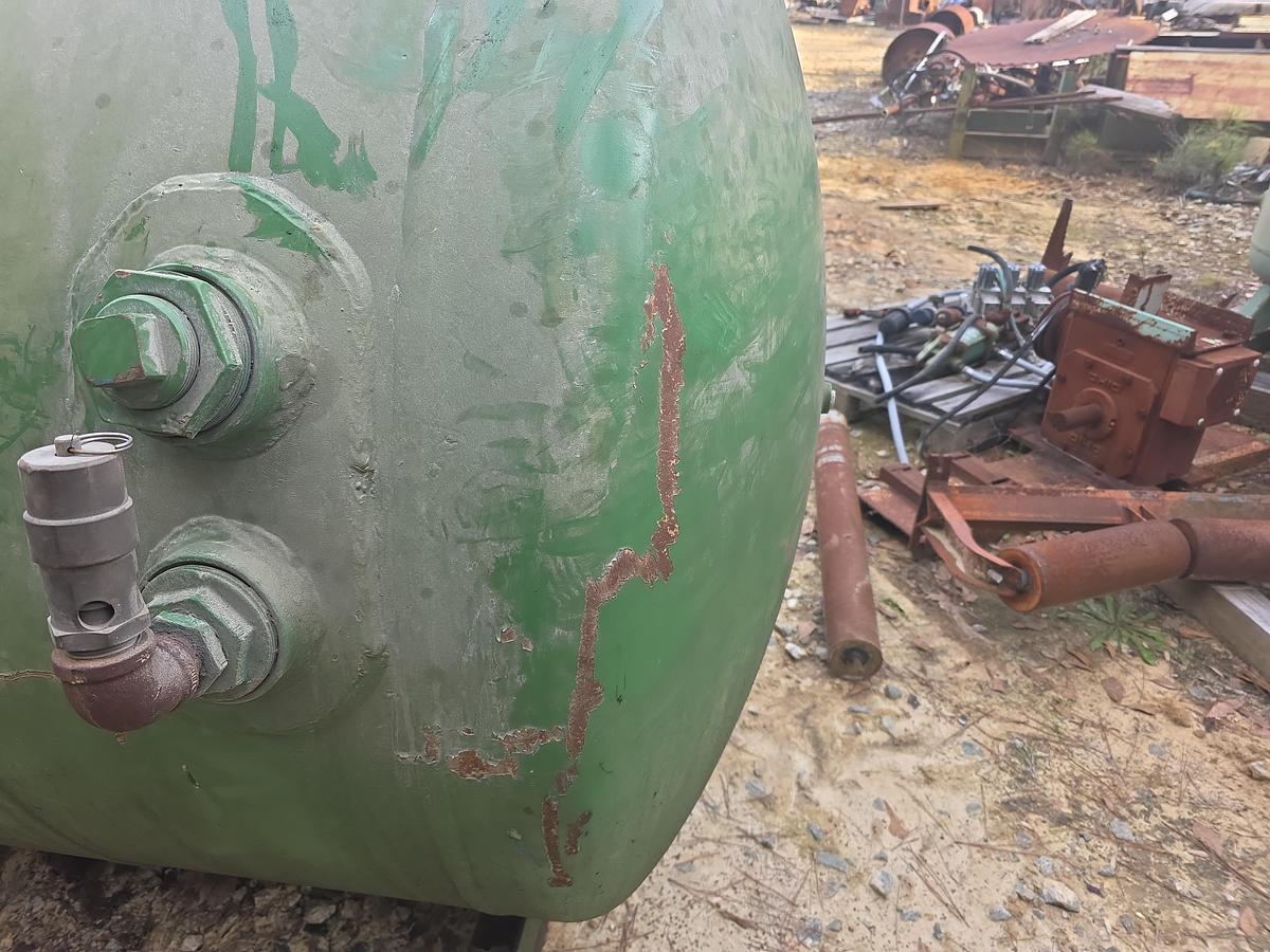 Used Reserve Air Tank - 880 gallon