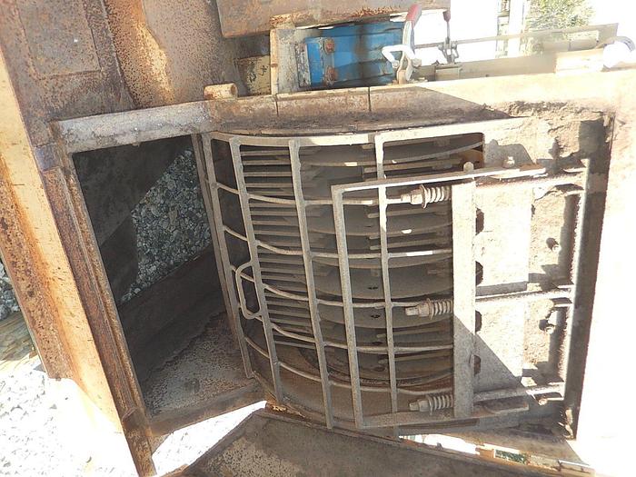 Used BLISS 200 HP Hammermill