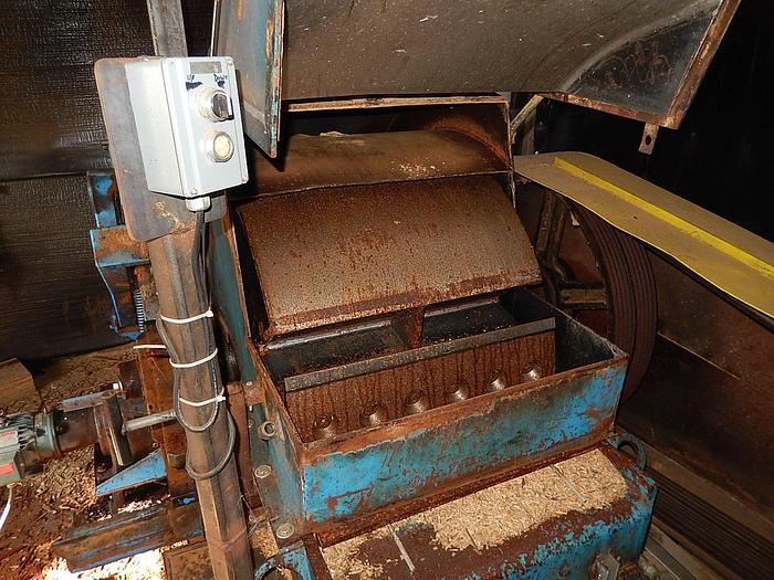 Used BRUKS Horizontal Drum Chipper