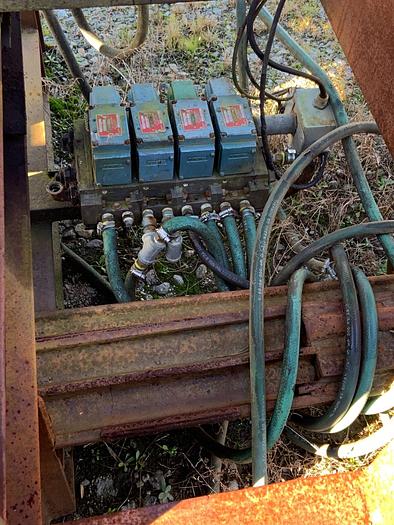 Used Live Rolls 18′ x 24″