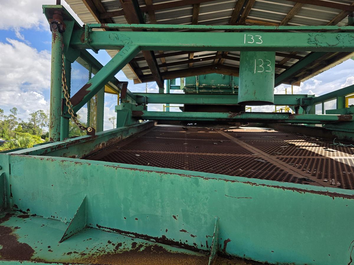 Used ACROWOOD 12 x 20 Chip Screen