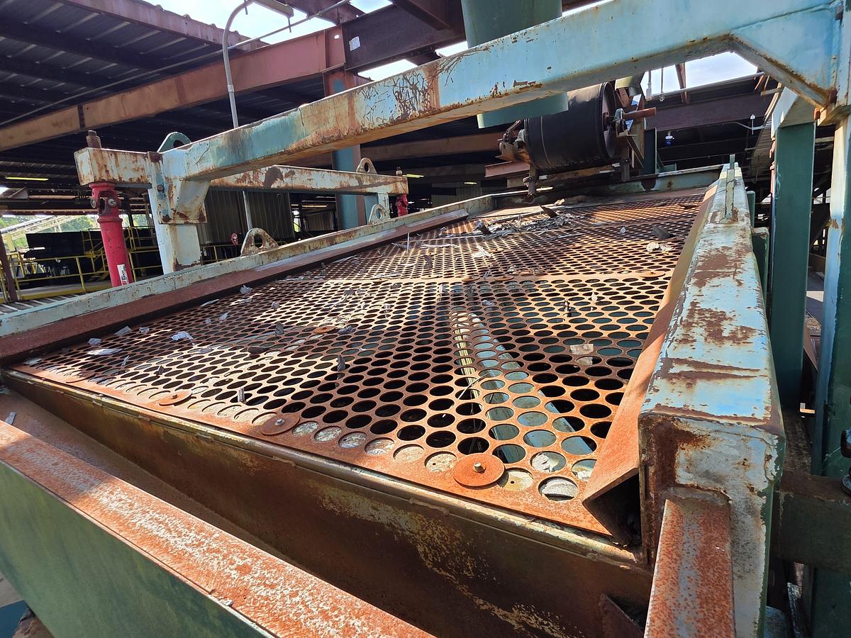 Used BM&M 7' x 9' High Volume Chip Screen