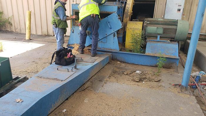 Used WEST SALEM Horizontal Hog