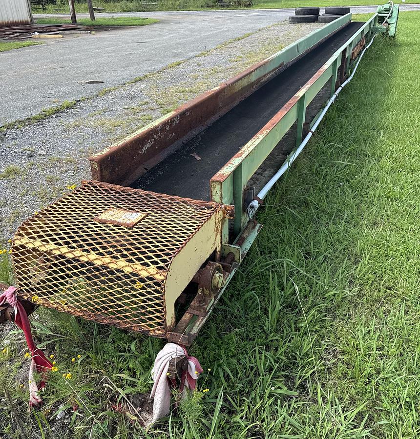Used Belted Outfeed Conveyor with Magnetic Roll, 5 HP, @230?460V, 3 Phase