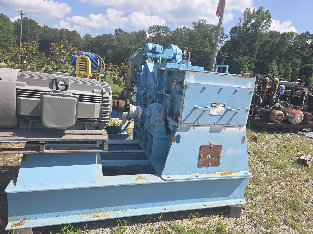 Used West Salem Horizontal Hog