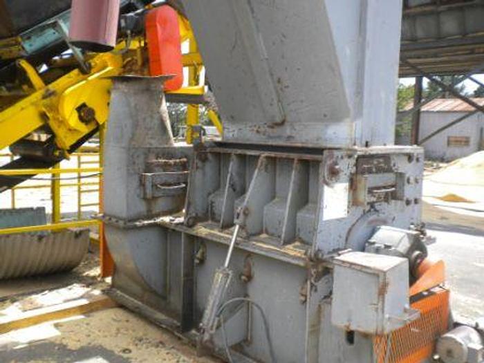 Used Montgomery Blo-Hog 42PM40