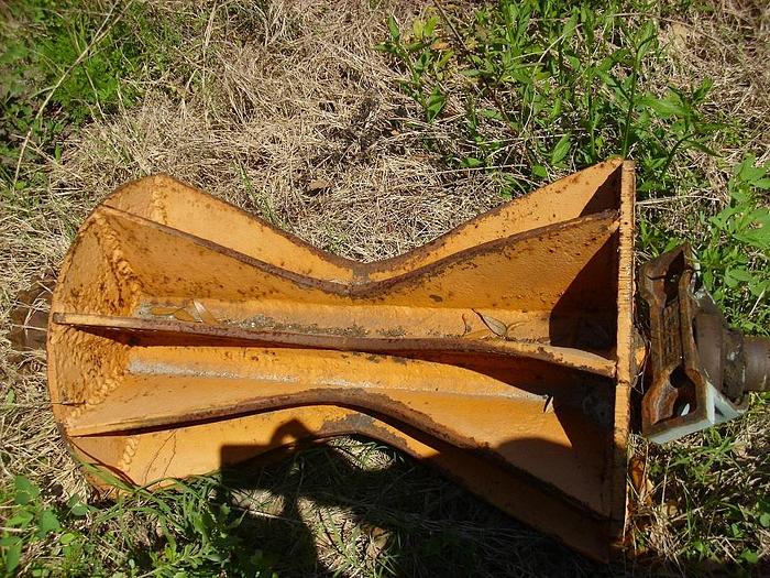 Used 30′ Hourglass Rolls