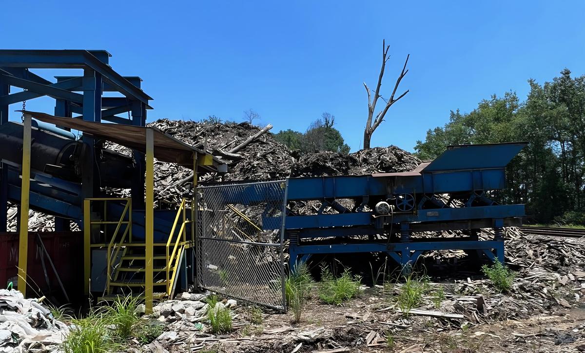 Used WEST SALEM Stationary Pallet Grinding System