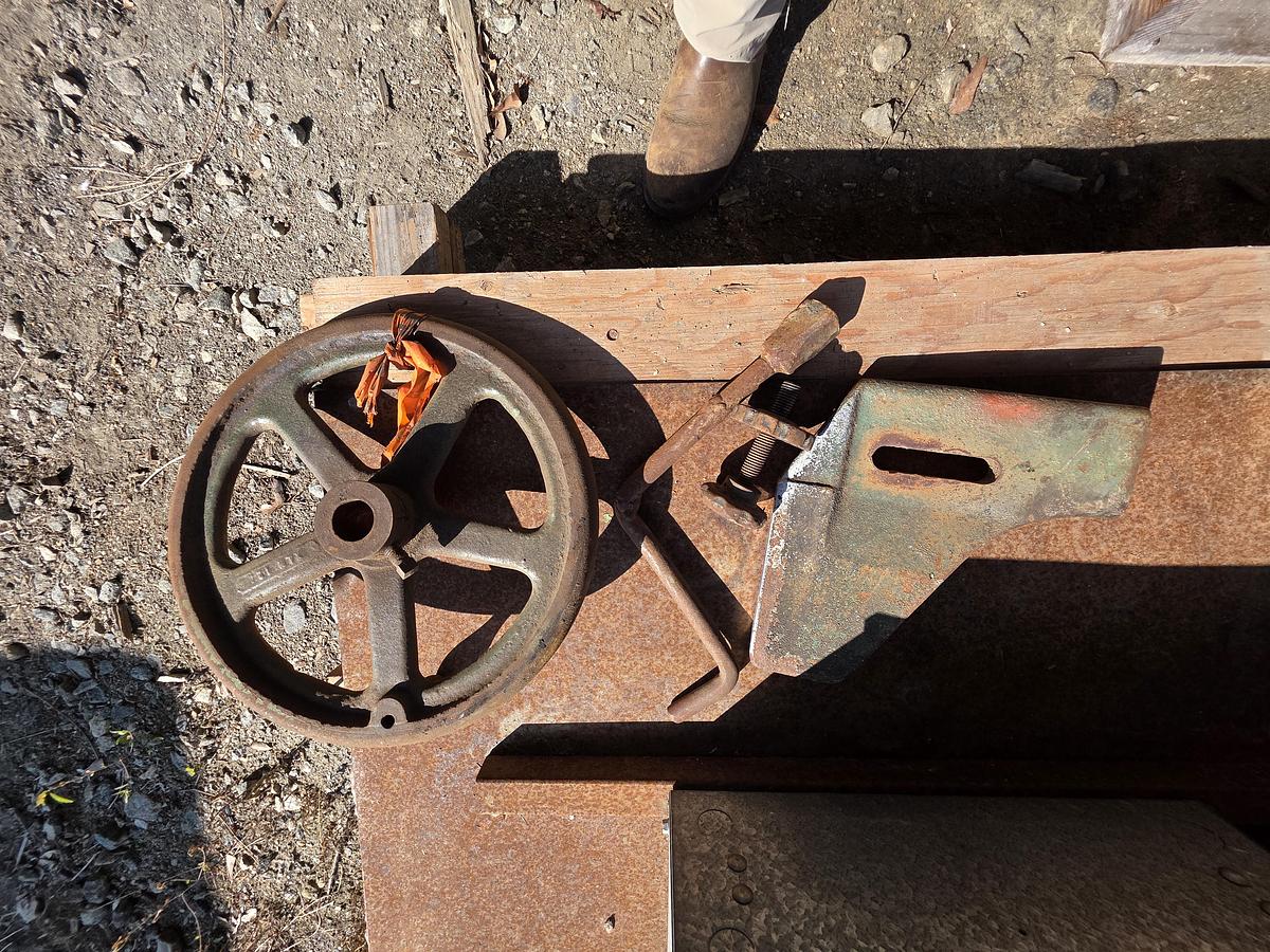 Used YATES AMERICAN A20-12 Planer Matcher