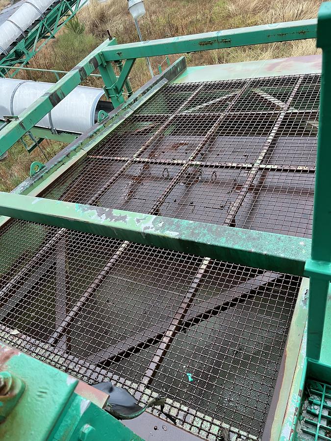 Used BM&M 10 x 20 High Volume Screen