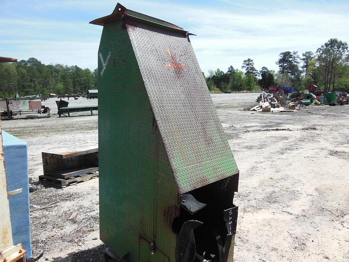 Used MONTGOMERY Blo-Hog 34HD40