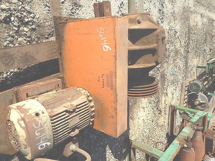 Used SALEM Pineapple Feed Table