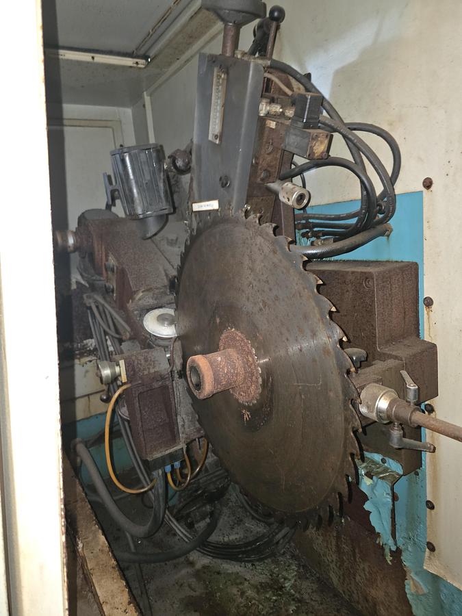 Used Vollmer CHC 250 Face & Top Saw Sharpener