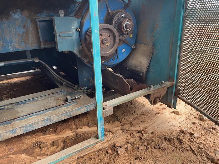 Used CHALLENGER Low Speed Grinder – 60 HP