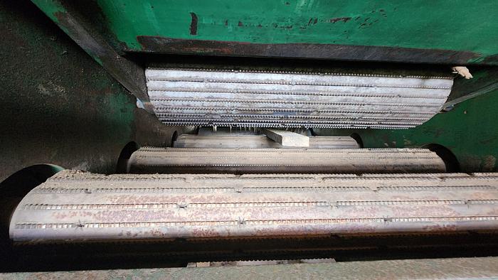 Used Salem 8 x 36 Guided Saw Top Arbor Gang