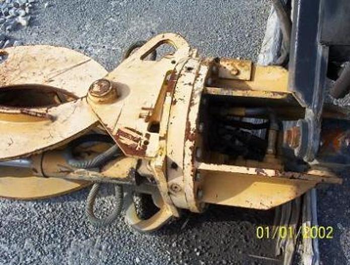 Used HUSKY XL 235 Stationary Electric Loader – 2000 model