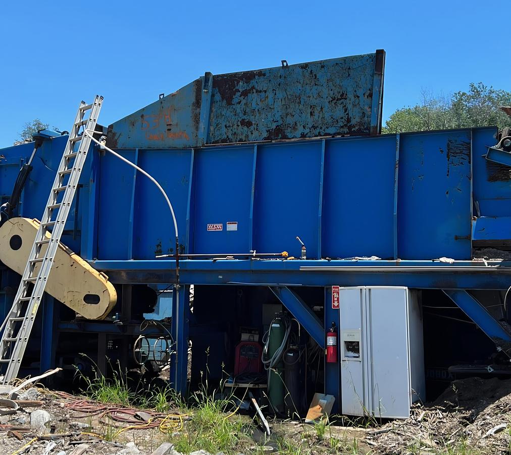 Used WEST SALEM Stationary Pallet Grinding System