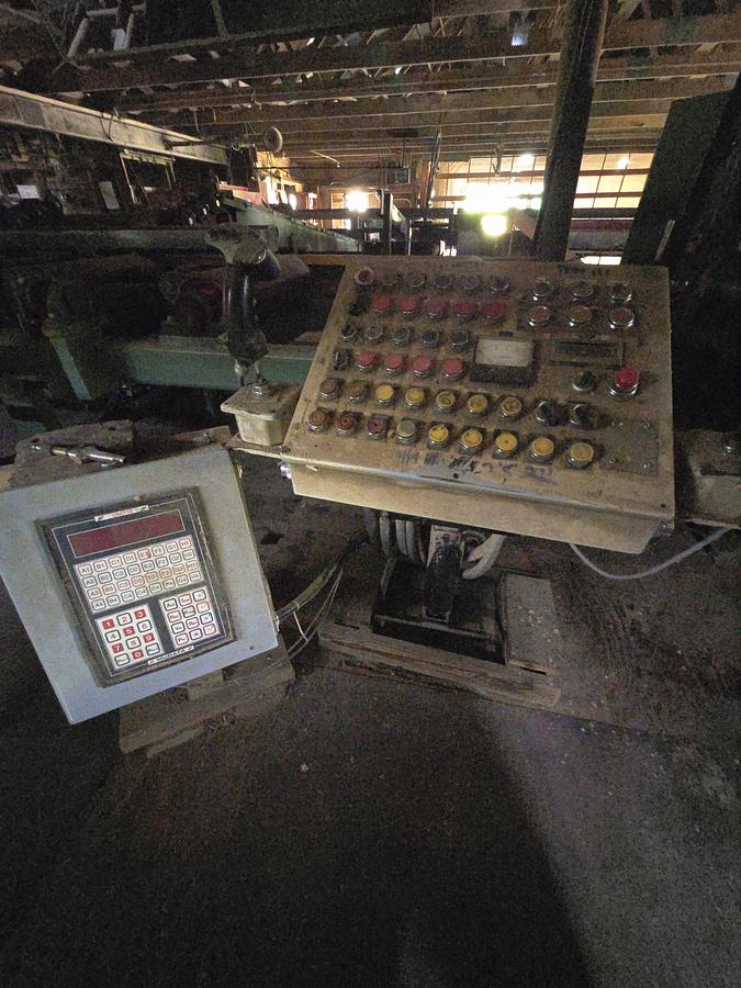 Used 2003 HMC SFA7-1400 55" Bandsaw