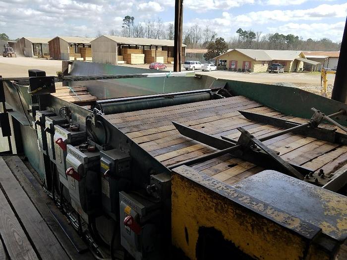 Used MIC 8′ Green Stacker