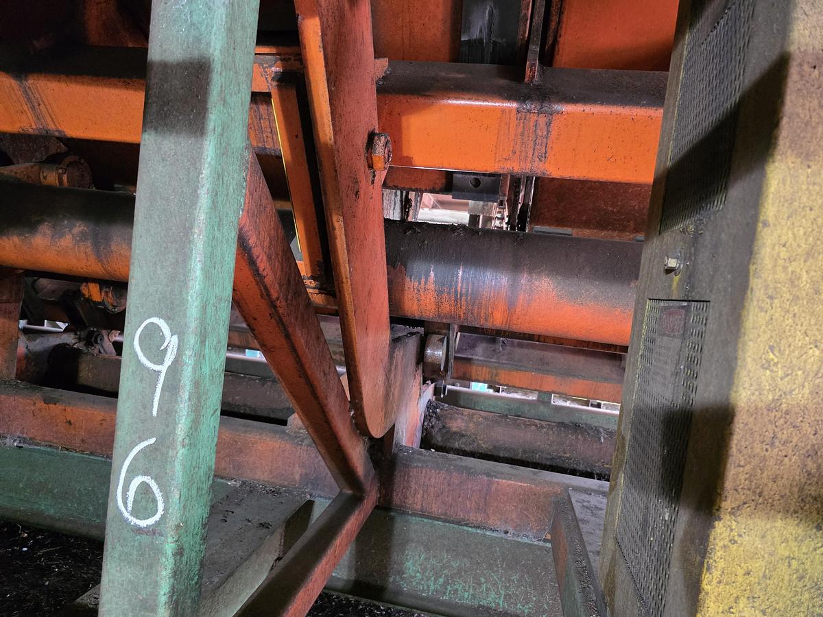 Used 2018 COMACT Wave Feeder 20' capacity