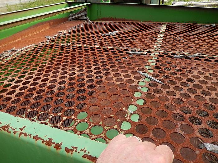 Used PRECISION 7 x 7 Chip Screen