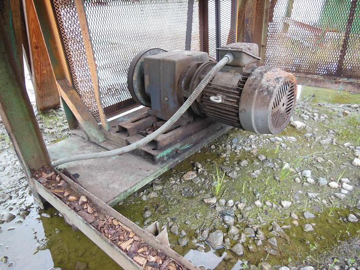 Used Screw Rolls 21′ x 33″