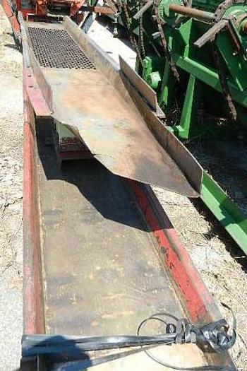 Used MELLOTT 30′ VIBRATING CONVEYOR