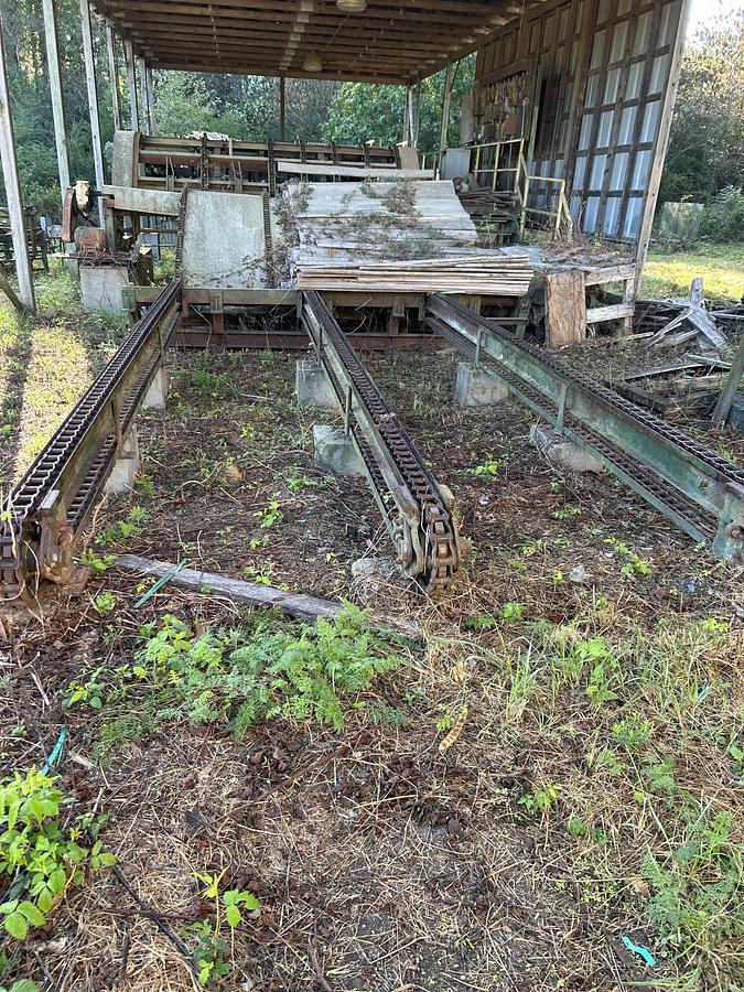 Used Irvington Moore 8' Lumber Stacker