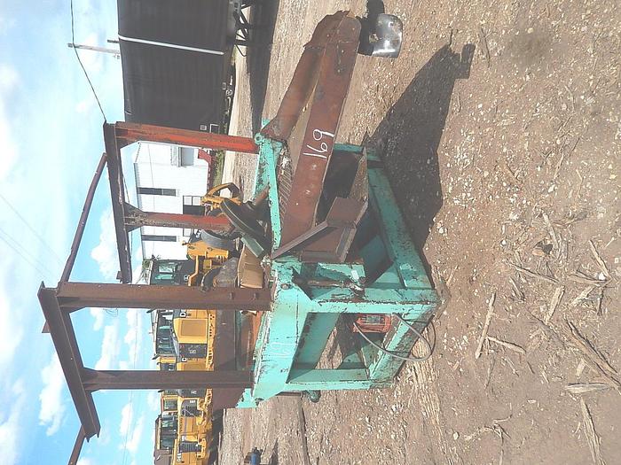 Used PRECISION 5 x 5 Screen