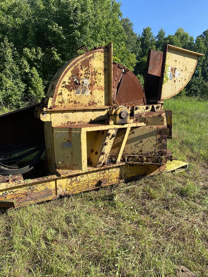 Used 66″ FULGHUM Chipper