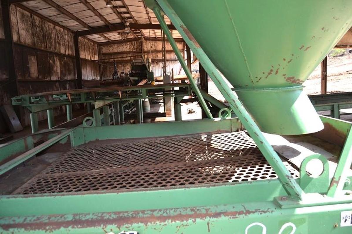 Used Precision 6 x 6 Chip Screen