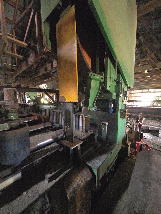 Used 2003 HMC SFA7-1400 55" Bandsaw