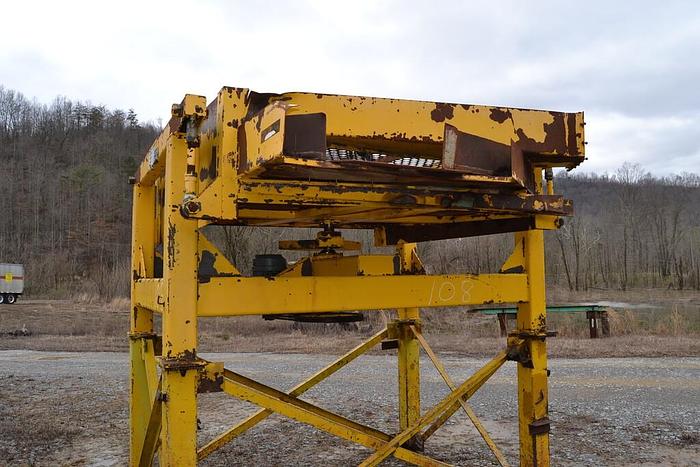 Used FULGHUM 7 x 7 Chip Screen