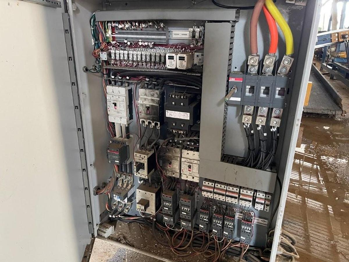 Used Baker Model BSCR-O circle trim scragg mill, 102 in