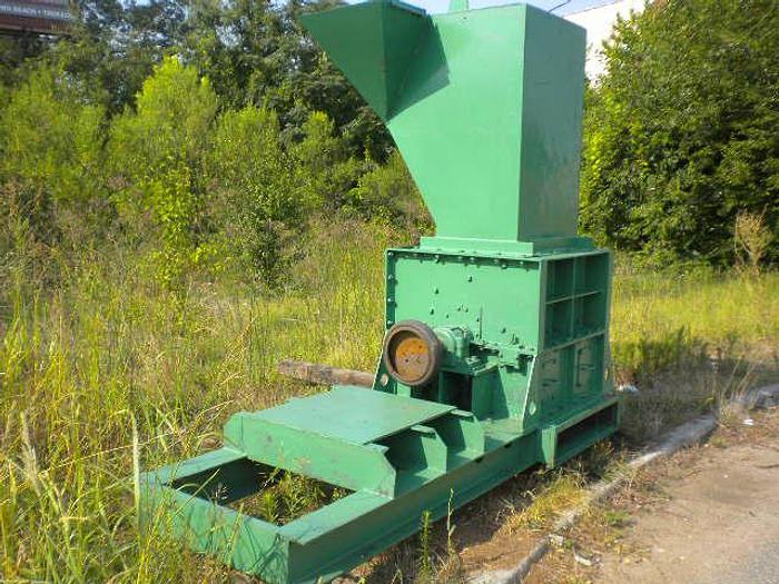 Used JEFFREY 34WB Wood & Bark Hog