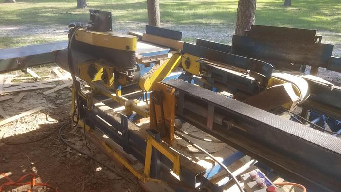 Used Complete resaw line, 2 resaw and sizer