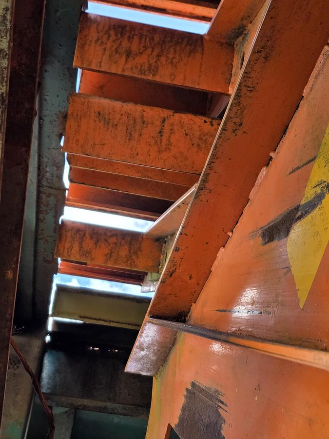 Used Linden Step Feeder - 20' capacity