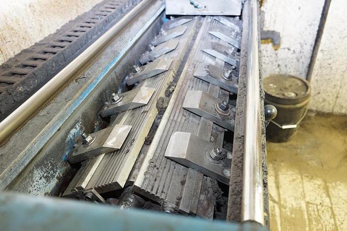 Used IKS Bar Type Knife Sharpener