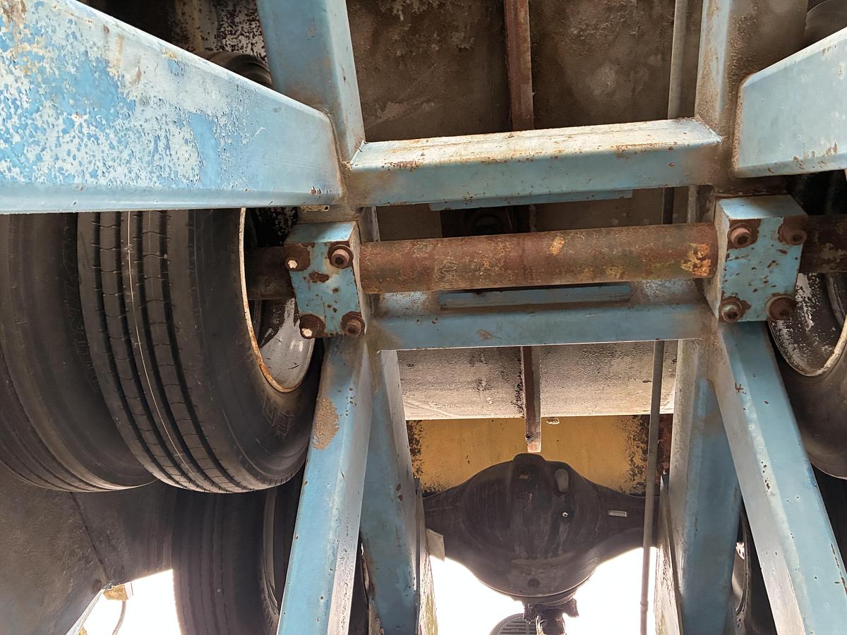 Used FULGHUM 12 x 90 Drum Debarker