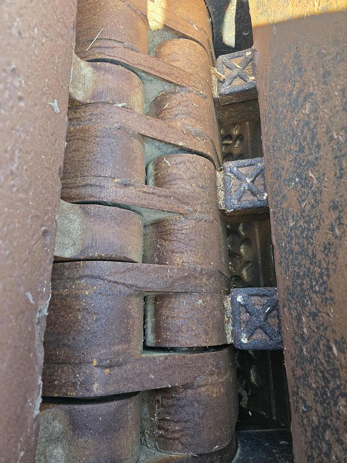 Used West Salem Horizontal Hog 200 HP