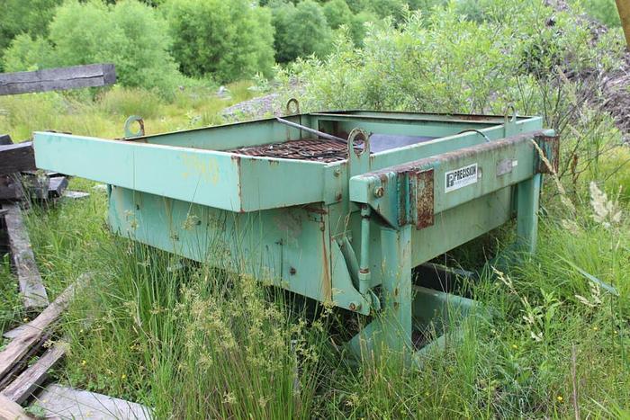 Used PRECISION 6 x 6 Chip Screen