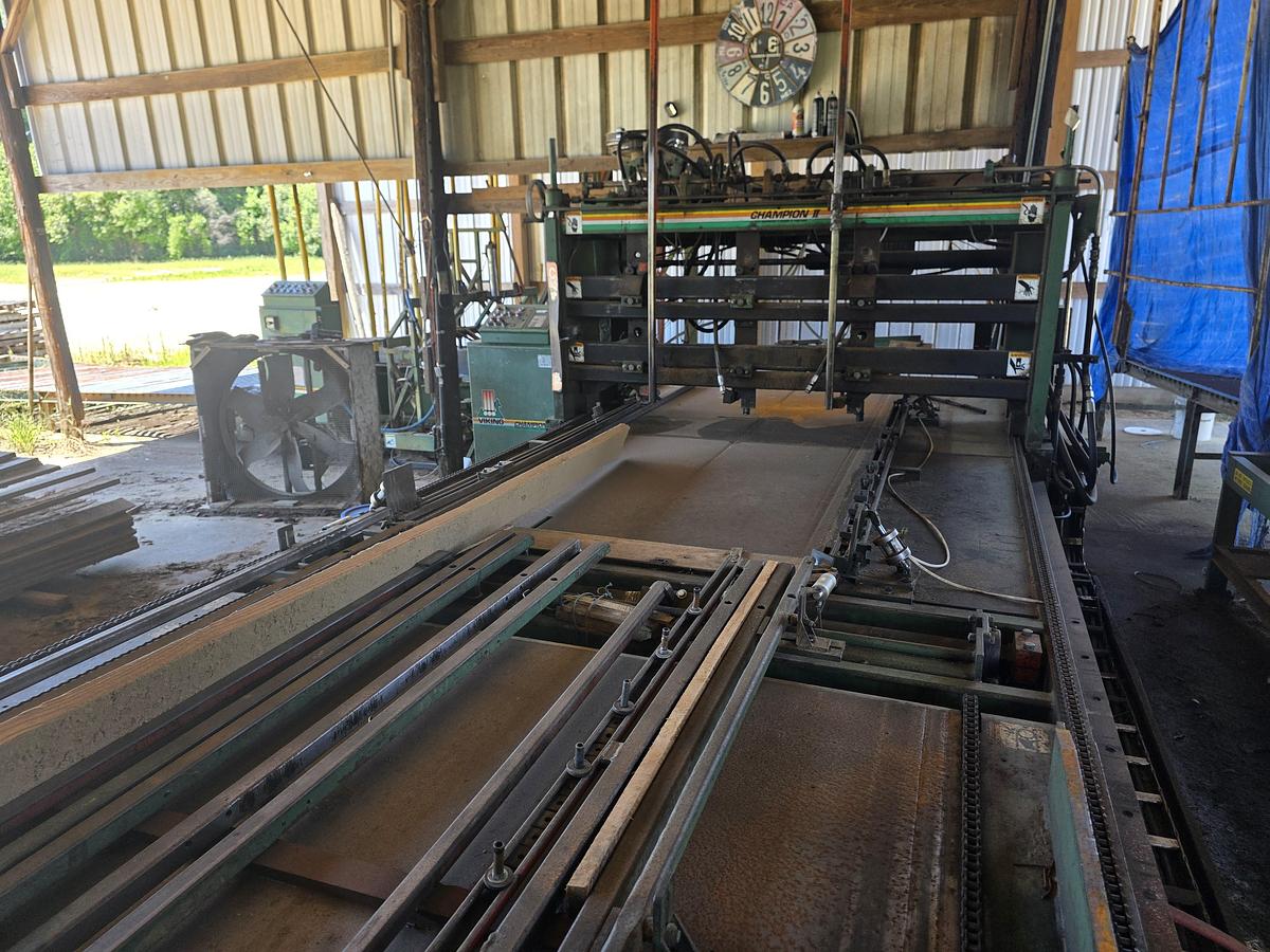 Used VIKING Champion II Pallet Assembly Machine