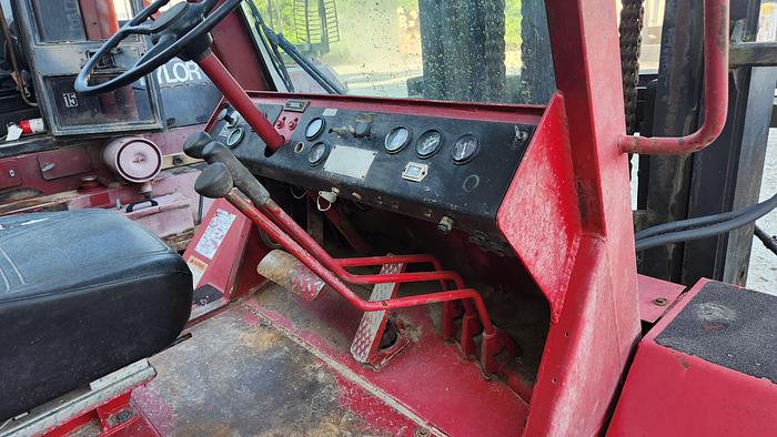 Used TAYLOR 30,000 LB Cap Forklift
