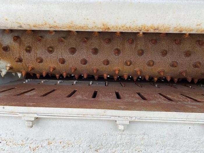 Used Schutte Pallet Hog