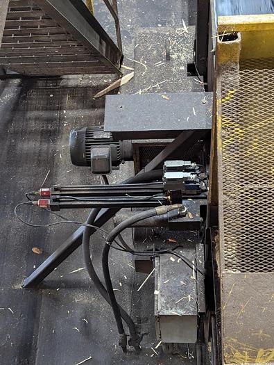 Used Newnes 3 saw edger