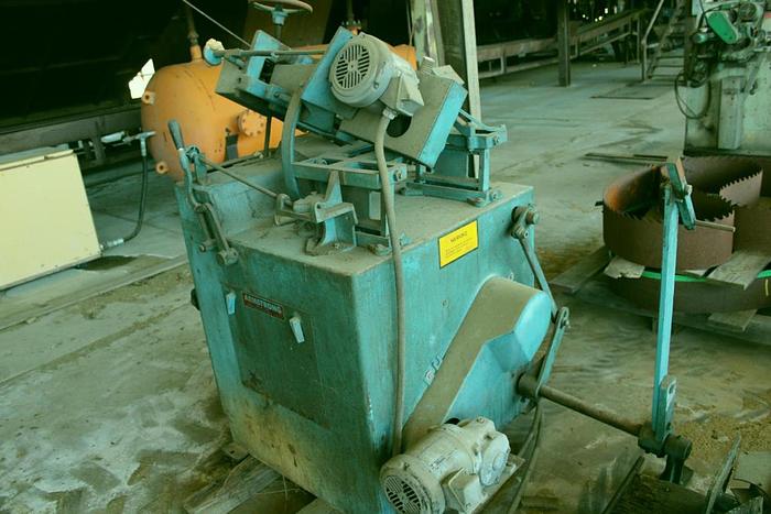Used ARMSTRONG #4 RH Bandsaw Sharpener